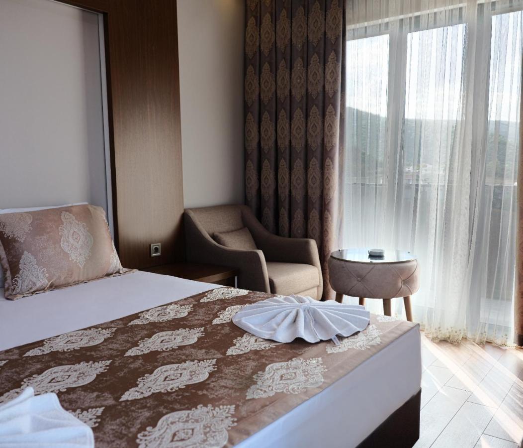 Marine View Hotel ยาโลวา ภายนอก รูปภาพ